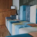 Hotel Alvin Comfort Kryemëdhej