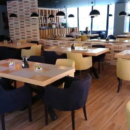 酒店 Alvin Comfort