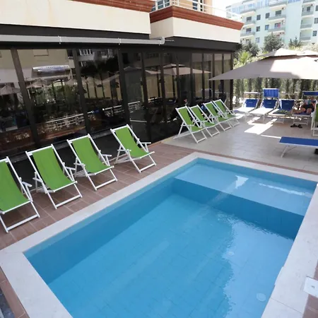Alvin Comfort Hotel Kryemëdhej