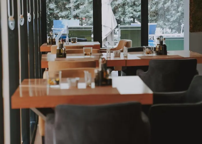 Alvin Comfort Hotel Kryemëdhej