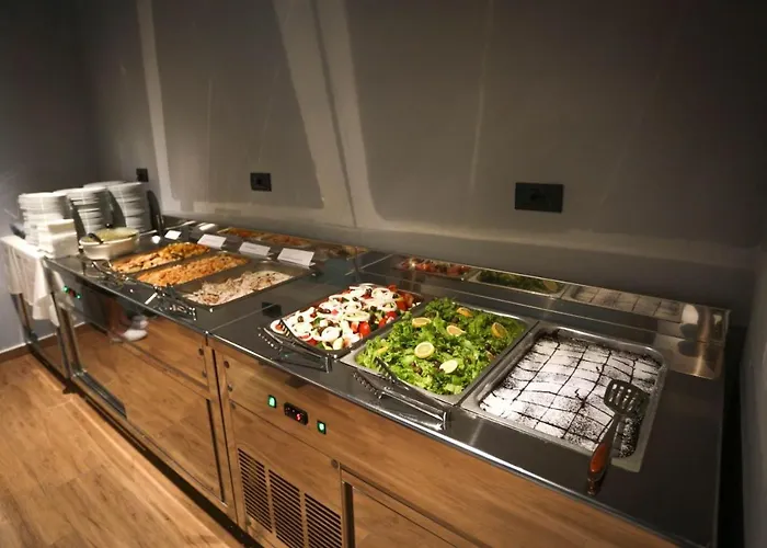 Alvin Comfort Hotel Kryemëdhej